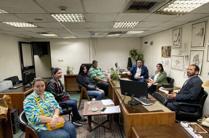 القاهرية تحتفل بضيوف عرسها الاول فى سماء القاهرة