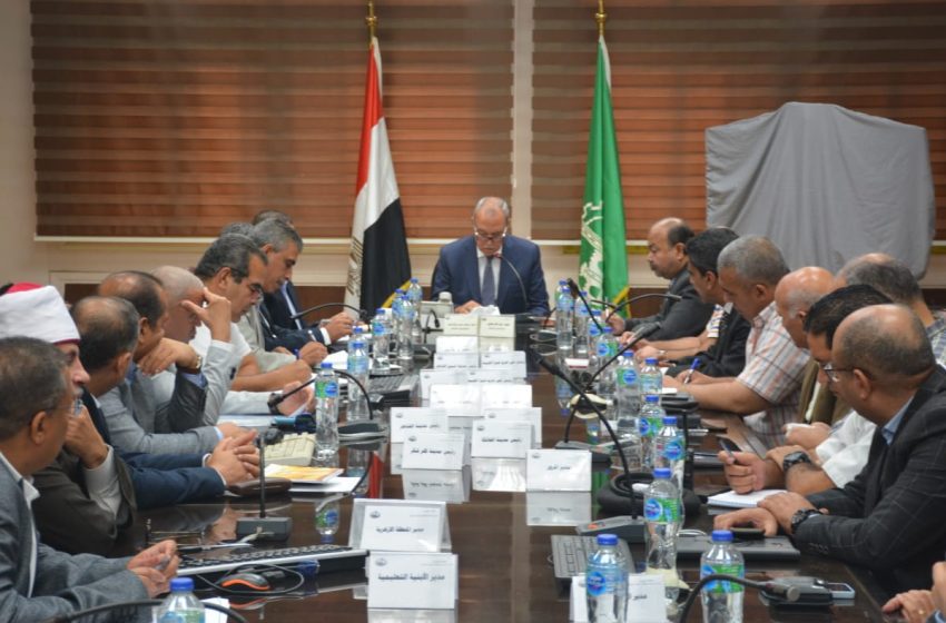 محافظ القليوبية يتابع الإستعدادات النهائية لإستقبال العام الدراسي الجديد