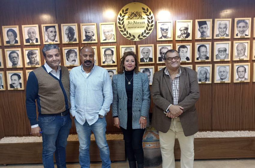 الإعلامية «أمل سعد» تتفقد أستوديو الأهرام بعد تطويره