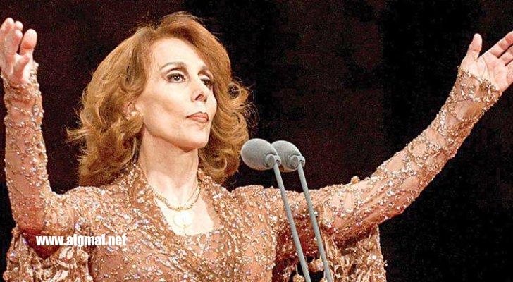الفنانة فيروز تبكى بعد تصفيق الجمهور المصرى 5 دقائق فقالت (شعرت بمصر أني بغني لأهلي مش لجمهور )