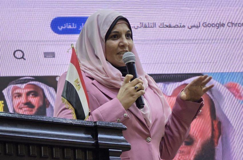  أستاذ علم النفس المساعد بجامعة القاهرة تفكك ملامح “المواطنين الرقميين” وتأثير الرقمنة بمؤتمر وعي